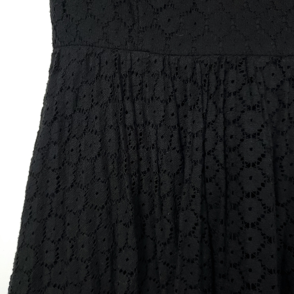 Betsey Johnson Black eyelet  deep Vback fit & flair dress Size 6 - Picture 5 of 13